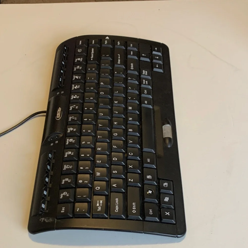 Black Wired Keyboard